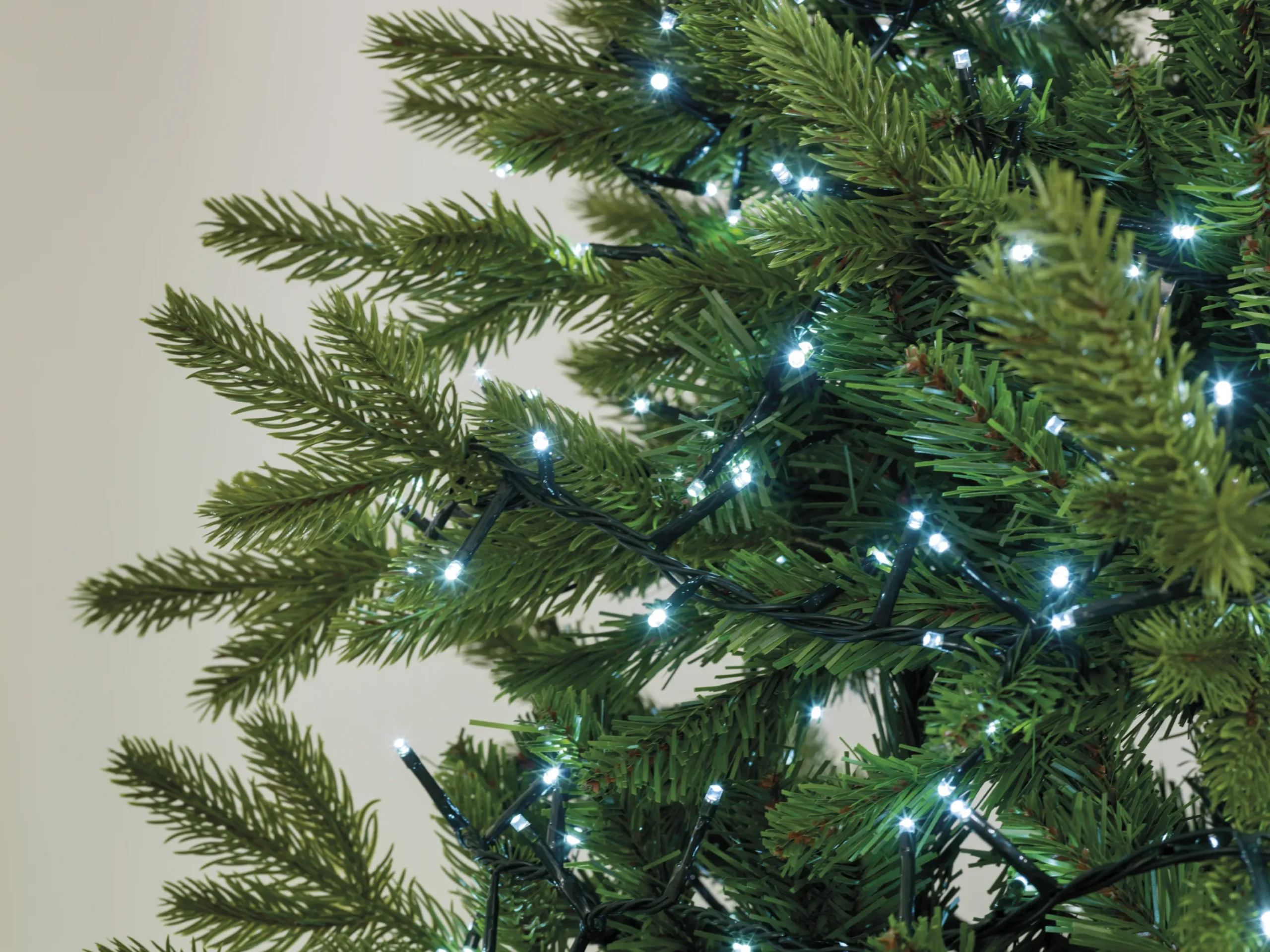 600 Durawise Xl Compact Twinkle Battery Christmas Lights Cool White